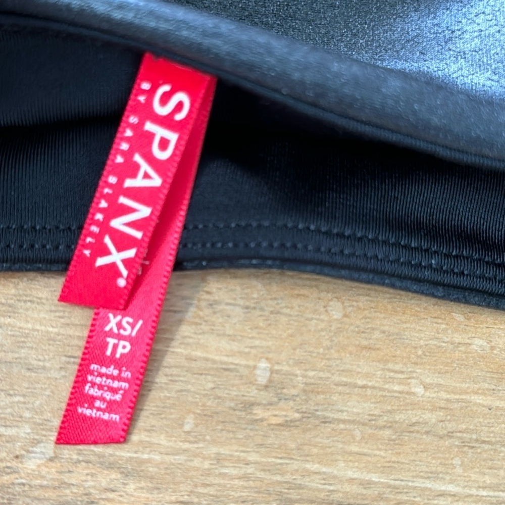 SPANX Faux Leather Leggings in Black - Picture 6 of 7